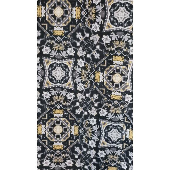 Skye's the Limit Women's Medium Asymmetric Geometric Handkerchief Hem Top - Picture 6 of 9